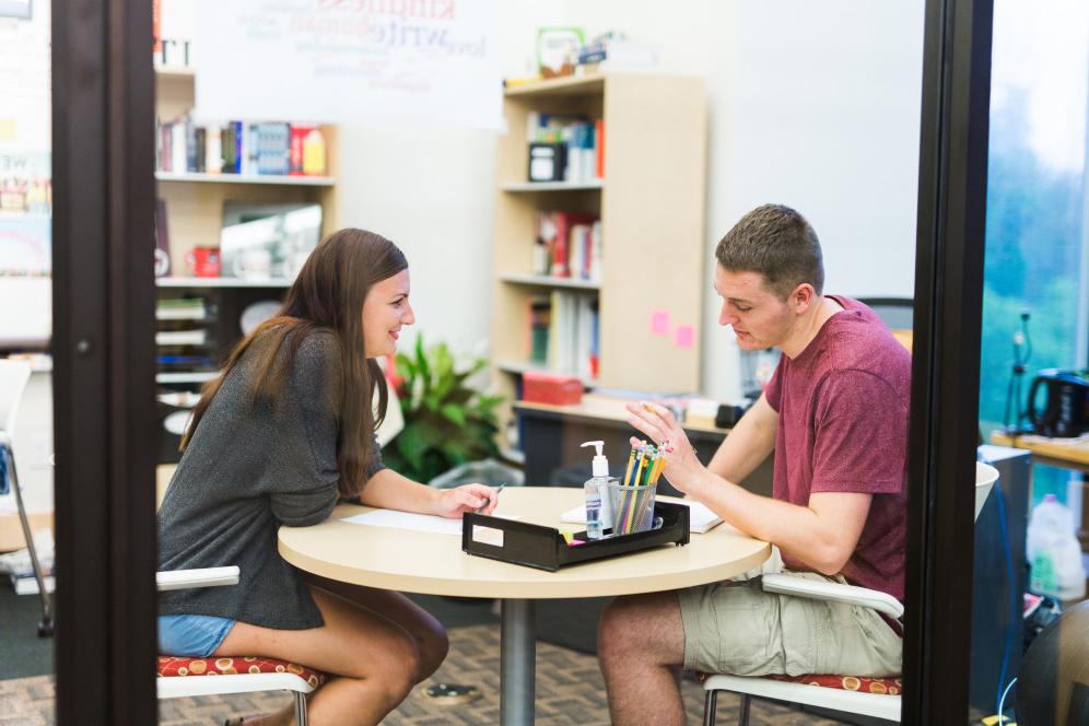 Students work together in the Writing Center.